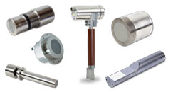 用于在料倉、溜槽和傳送帶中測量濕度的微波傳感器